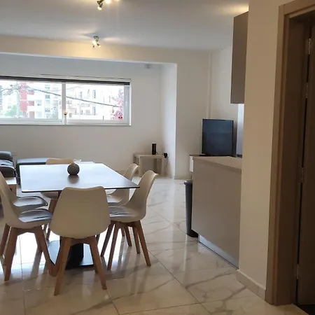 Flat 1 Central Apartment In Swieqi Is-Swieqi Exterior photo